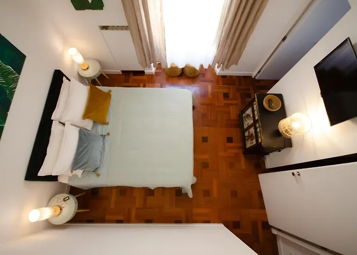Sterlizia House